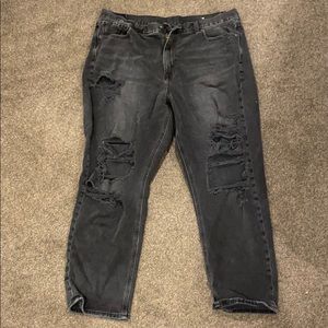 Distressed black AE mom jeans